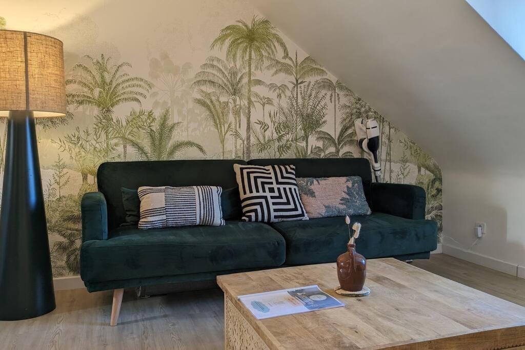 Appartement En Plein Coeur De Ванн Екстер'єр фото